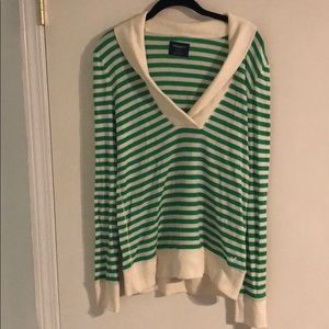 American Eagle cream & green long sleeve tee